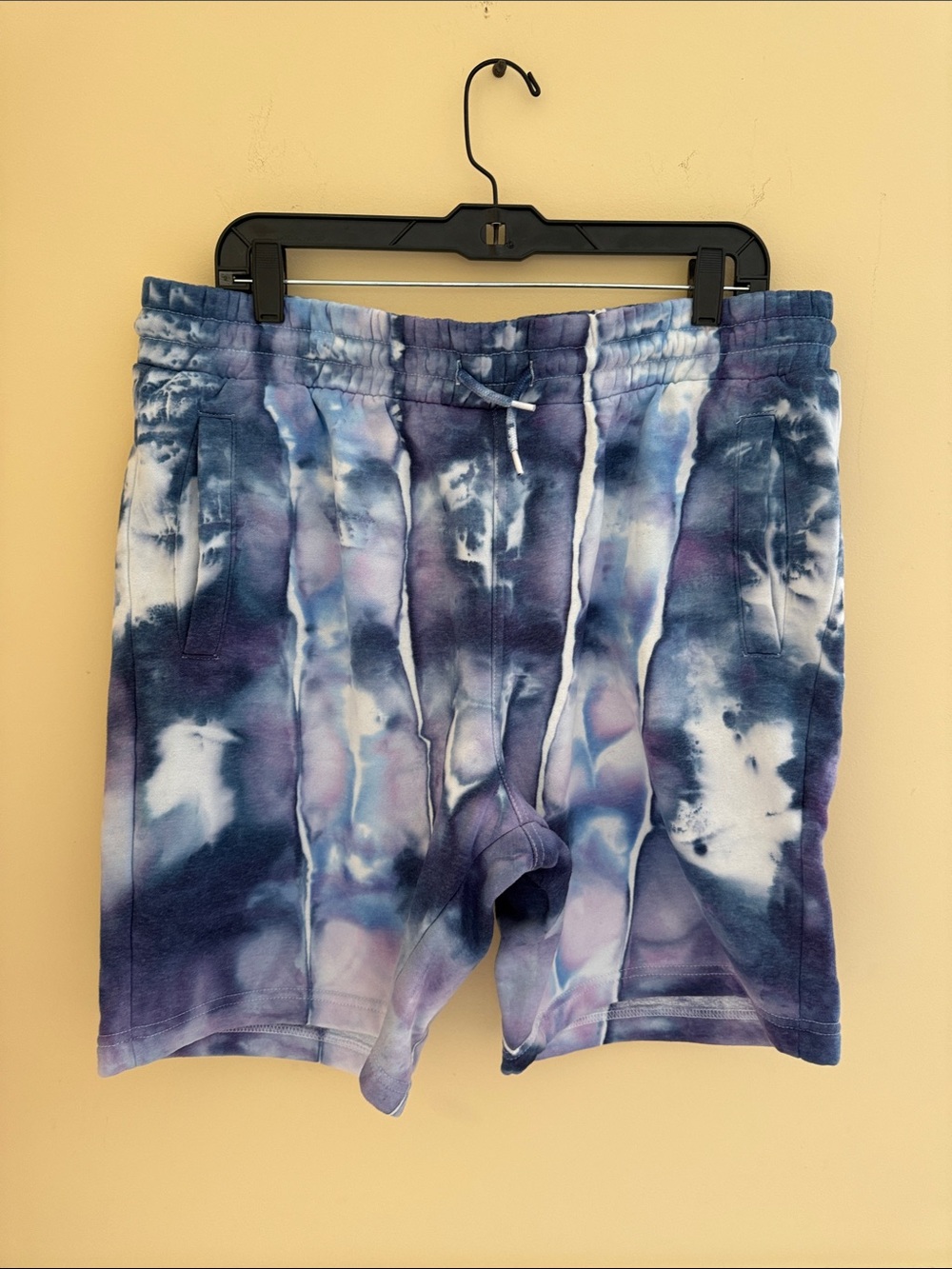 H&M Mens‎ Regular Fit Tie Dye Sweat Shorts Blue Purple Size Large
